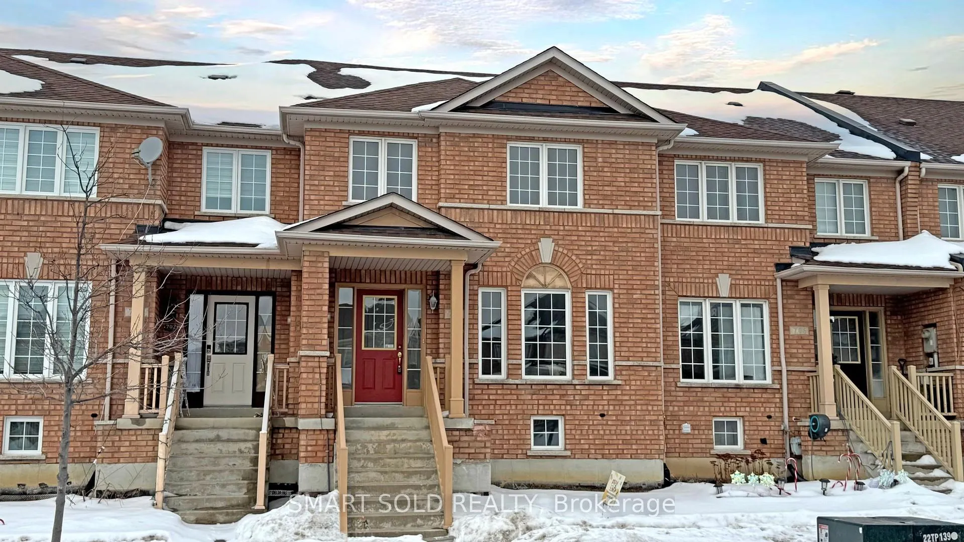 Photo 1 of 704 Castlemore Avenue E, Markham, Wismer — HOMEH