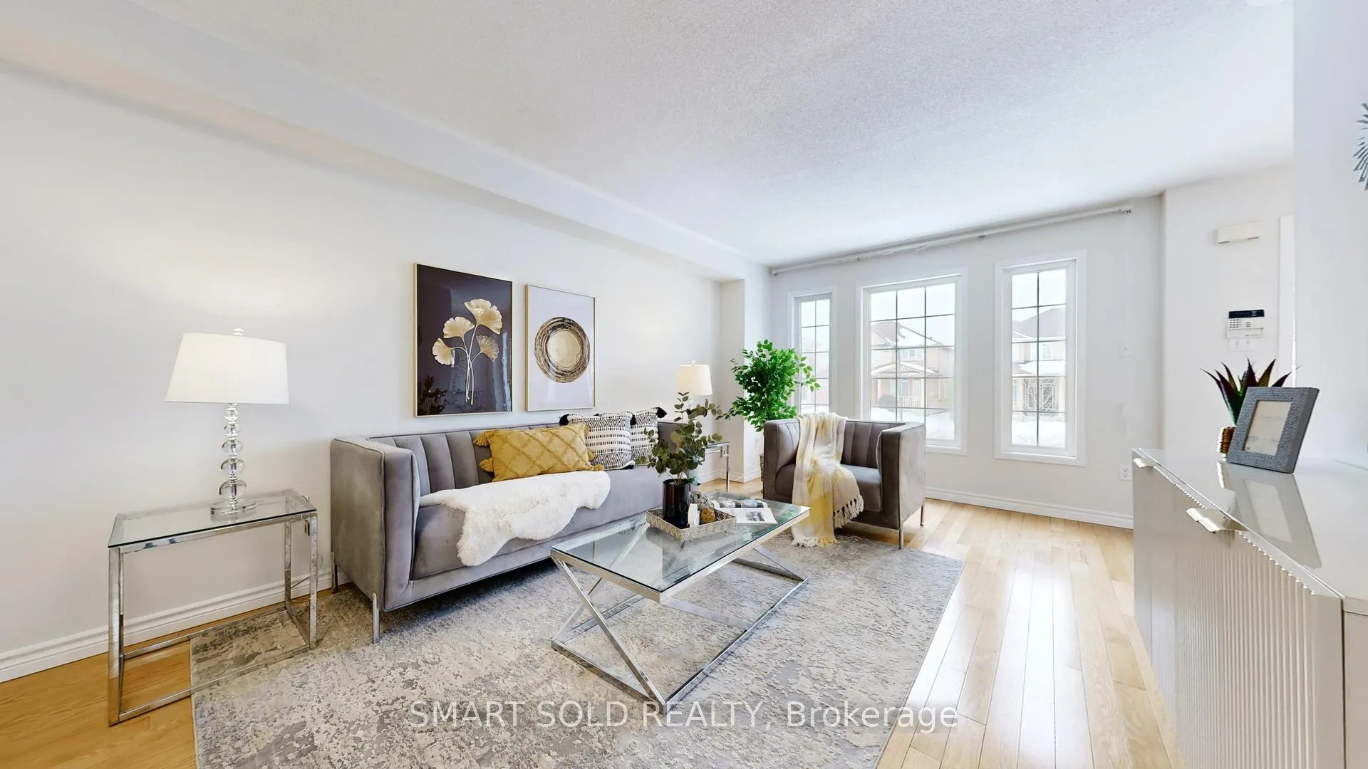 Photo 3 of 704 Castlemore Avenue E, Markham, Wismer — HOMEH