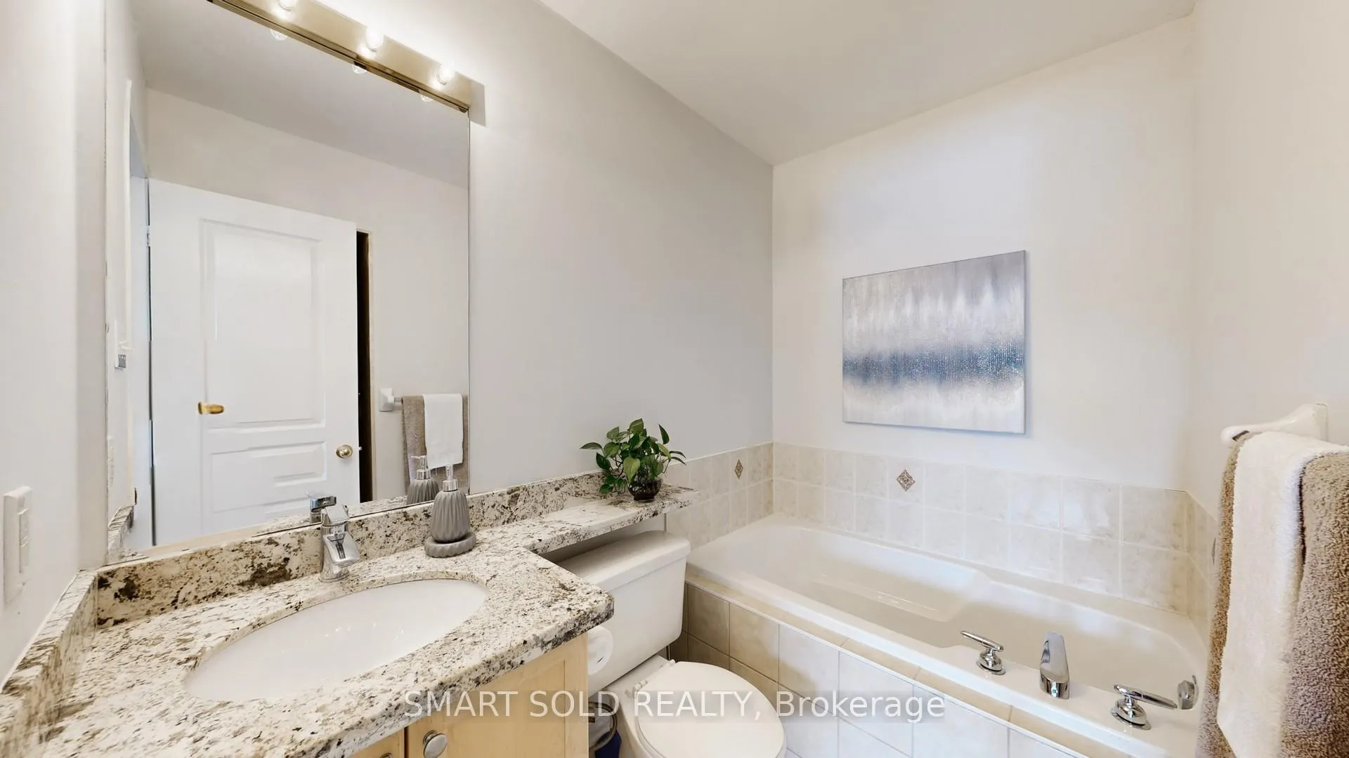 Photo 10 of 704 Castlemore Avenue E, Markham, Wismer — HOMEH