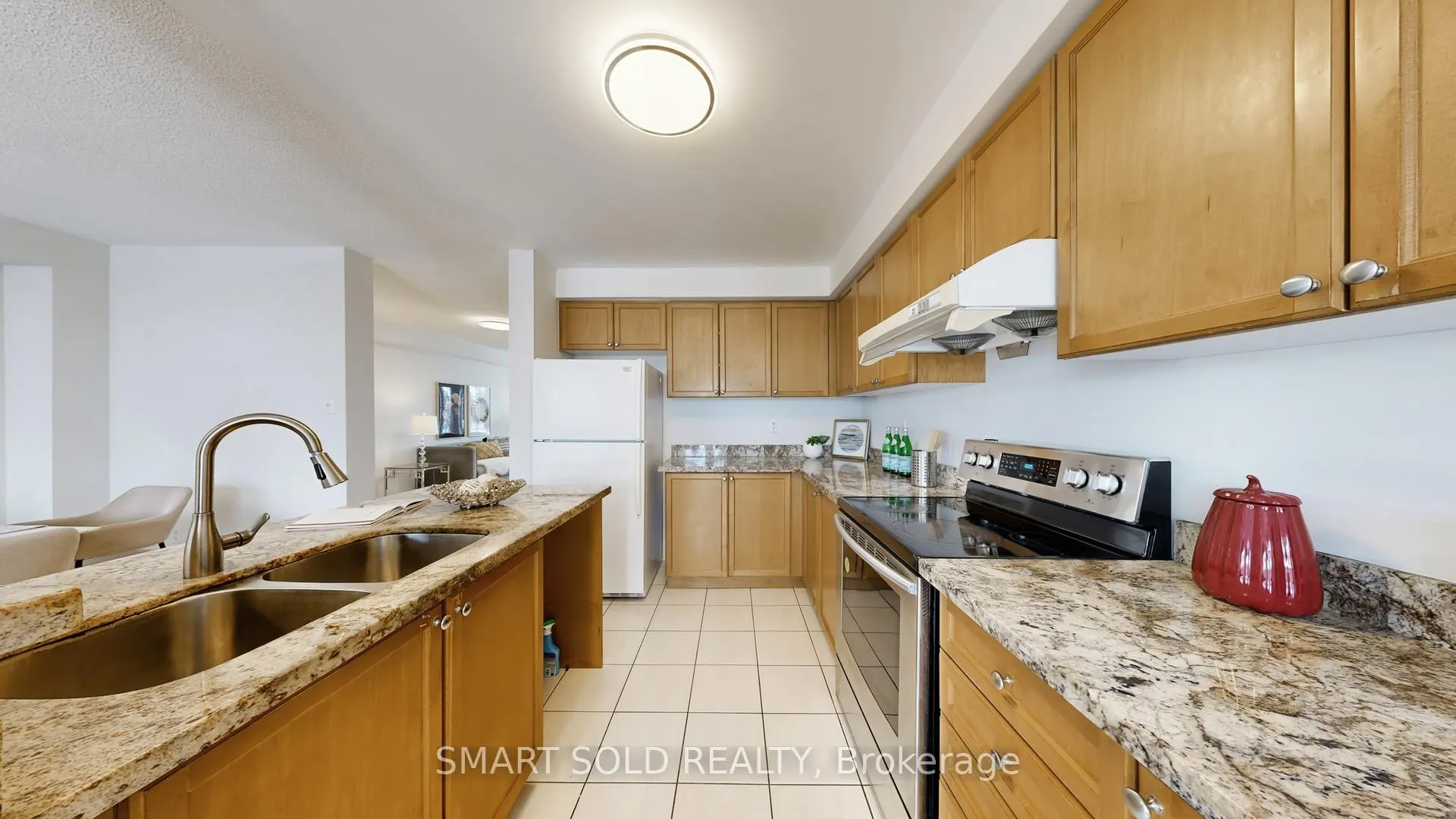 Photo 11 of 704 Castlemore Avenue E, Markham, Wismer — HOMEH