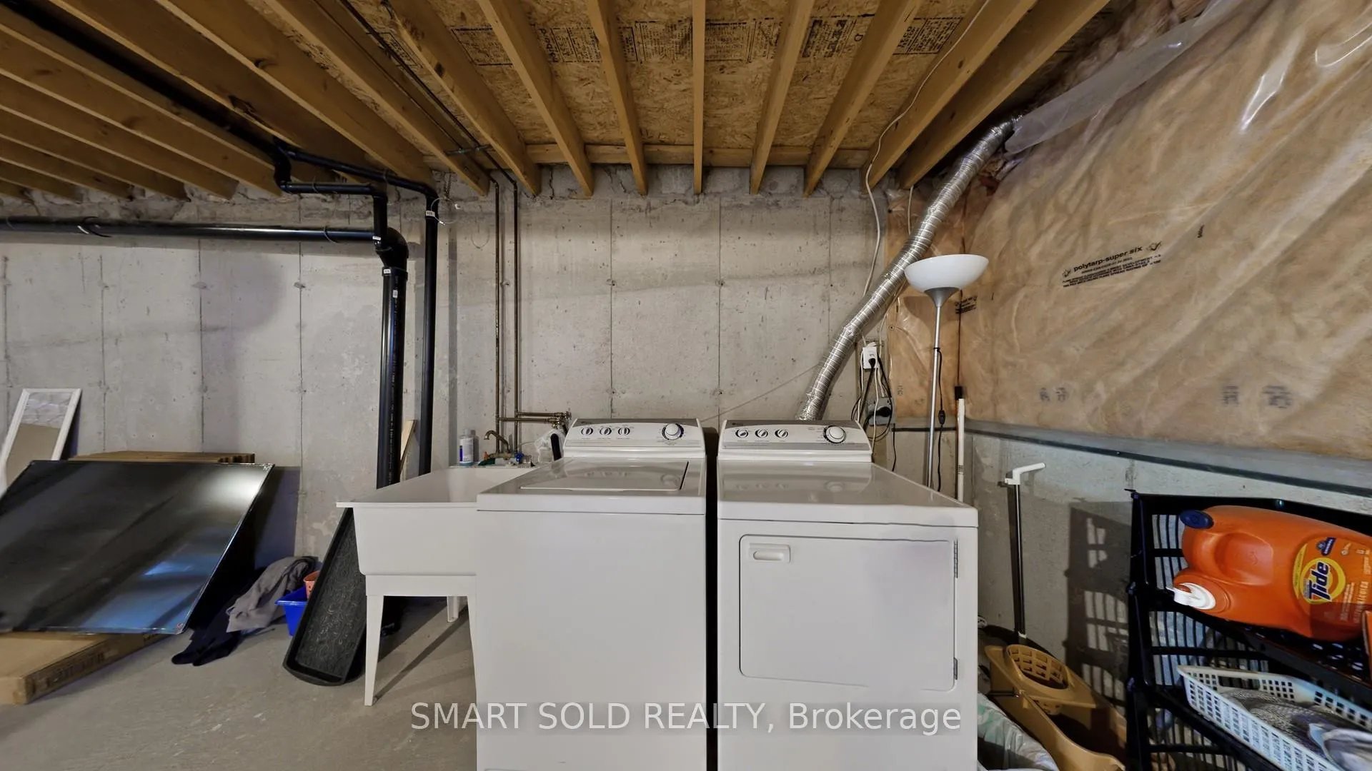 Photo 12 of 704 Castlemore Avenue E, Markham, Wismer — HOMEH