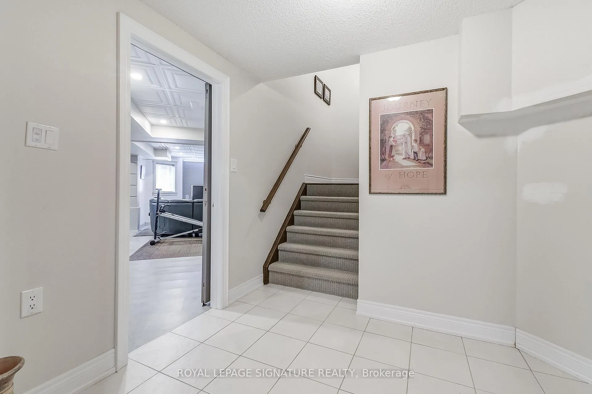 Photo 34 of 18 Flanders Road, Brampton, Credit Valley — HOMEH