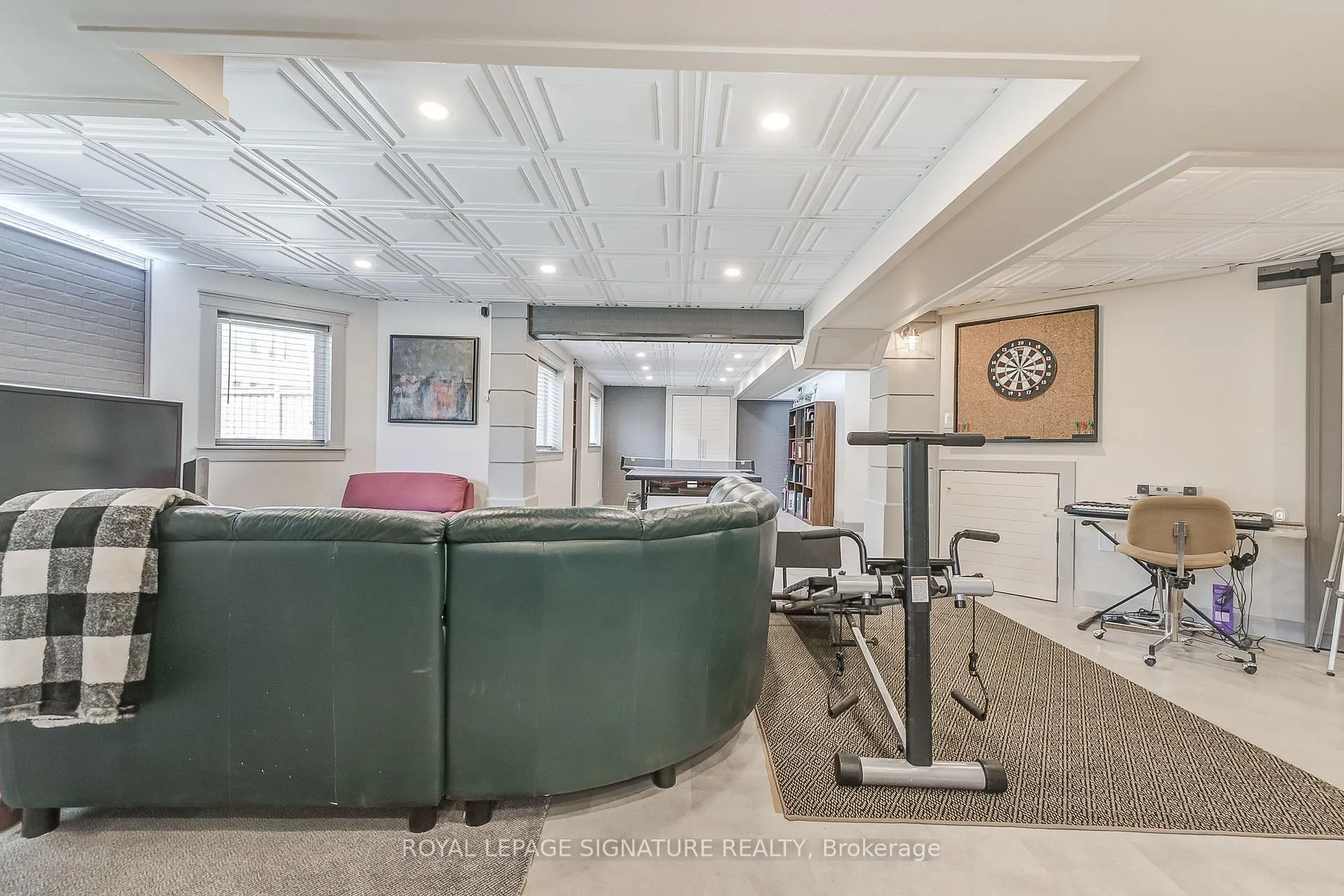 Photo 36 of 18 Flanders Road, Brampton, Credit Valley — HOMEH