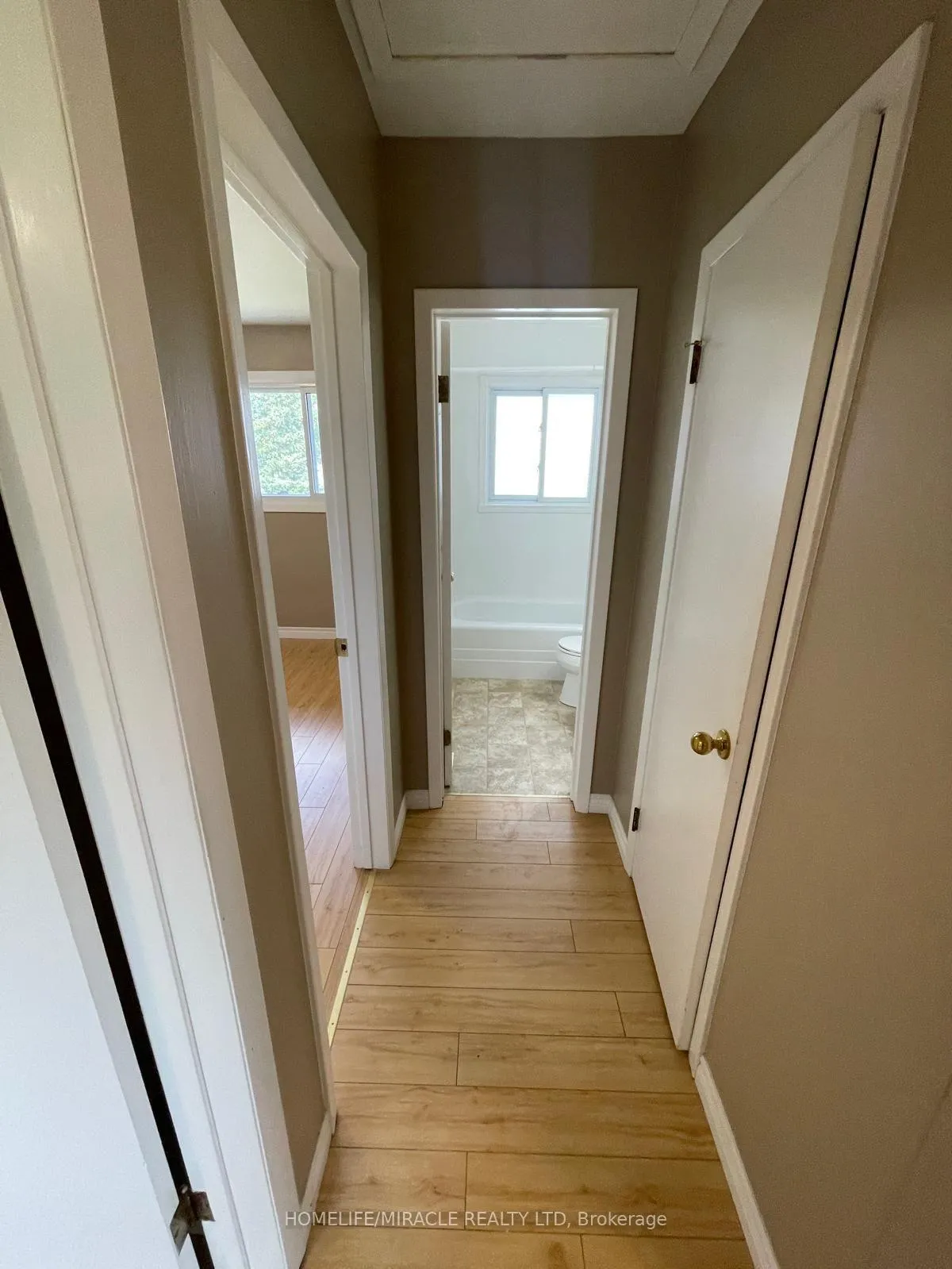 Photo 8 of Unit 3, 270 Clifton Road, Kitchener — HOMEH