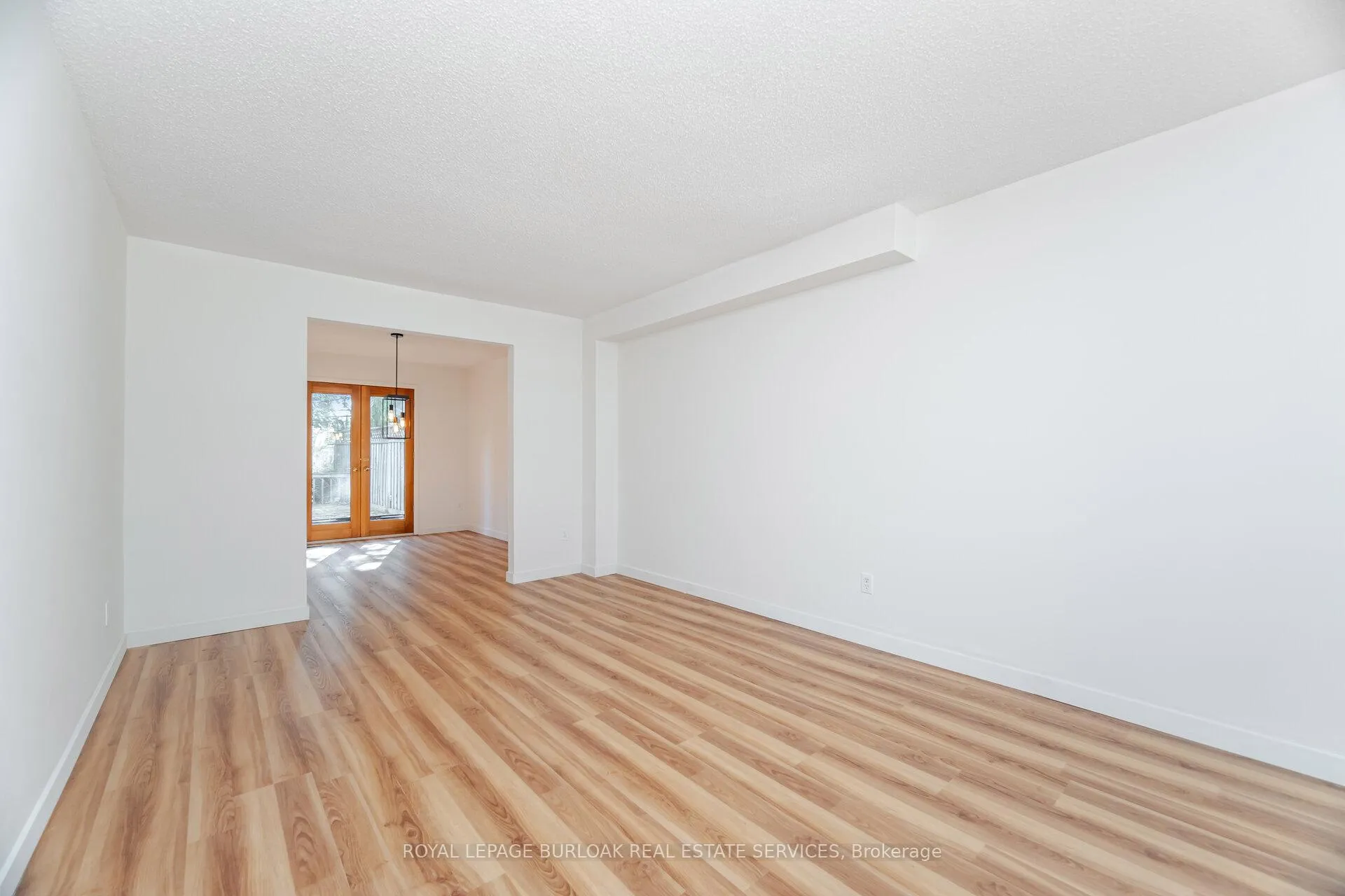 Photo 9 of 21 Horning Drive, Hamilton, Fessenden — HOMEH