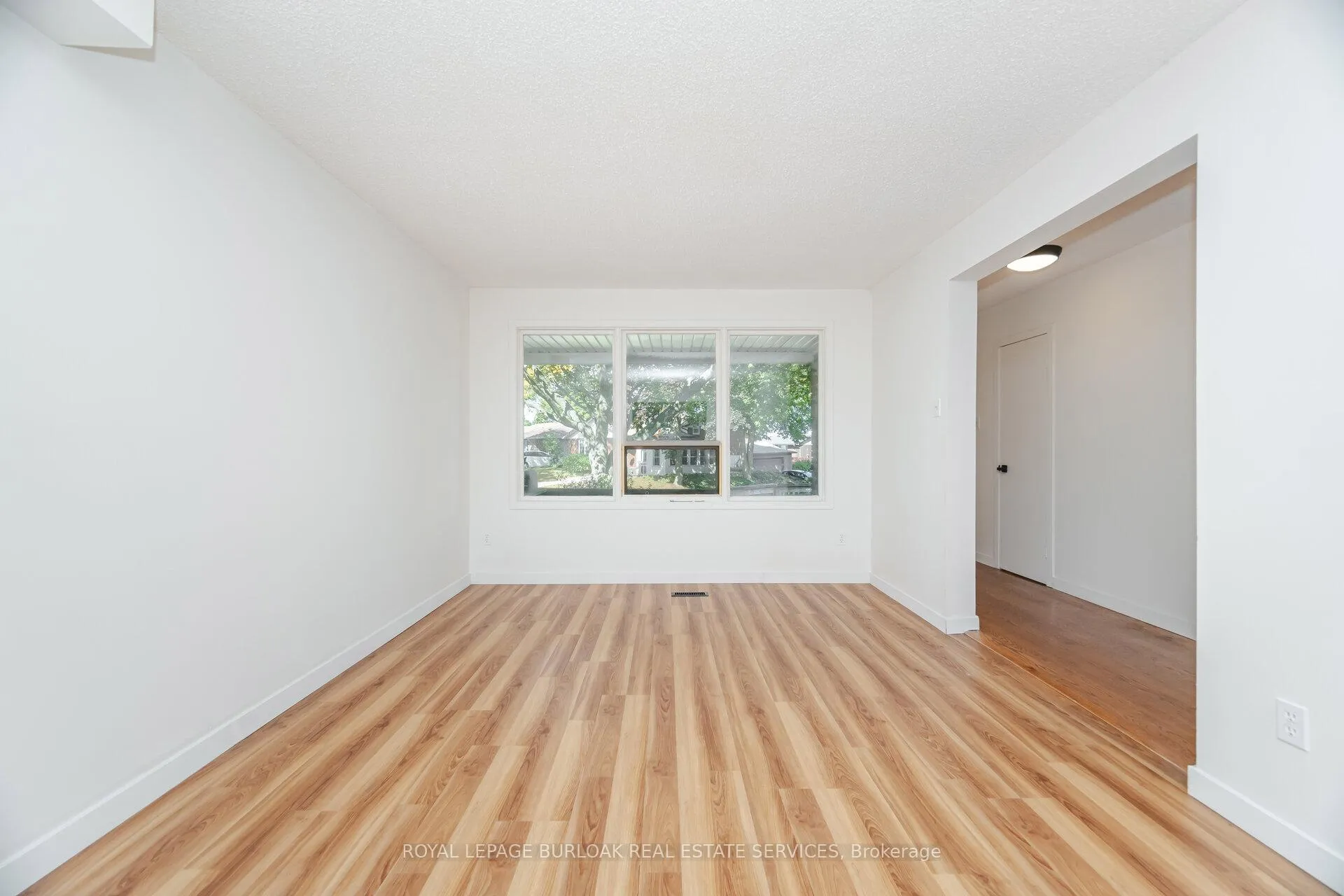 Photo 12 of 21 Horning Drive, Hamilton, Fessenden — HOMEH