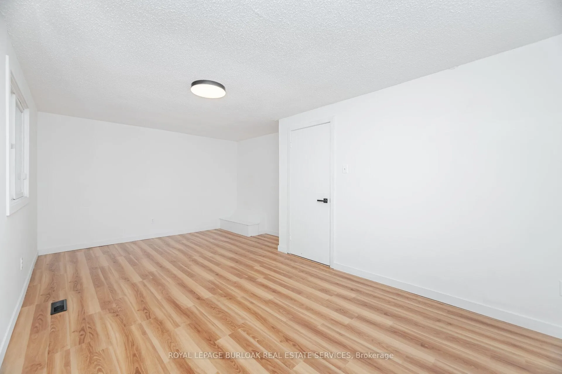 Photo 26 of 21 Horning Drive, Hamilton, Fessenden — HOMEH