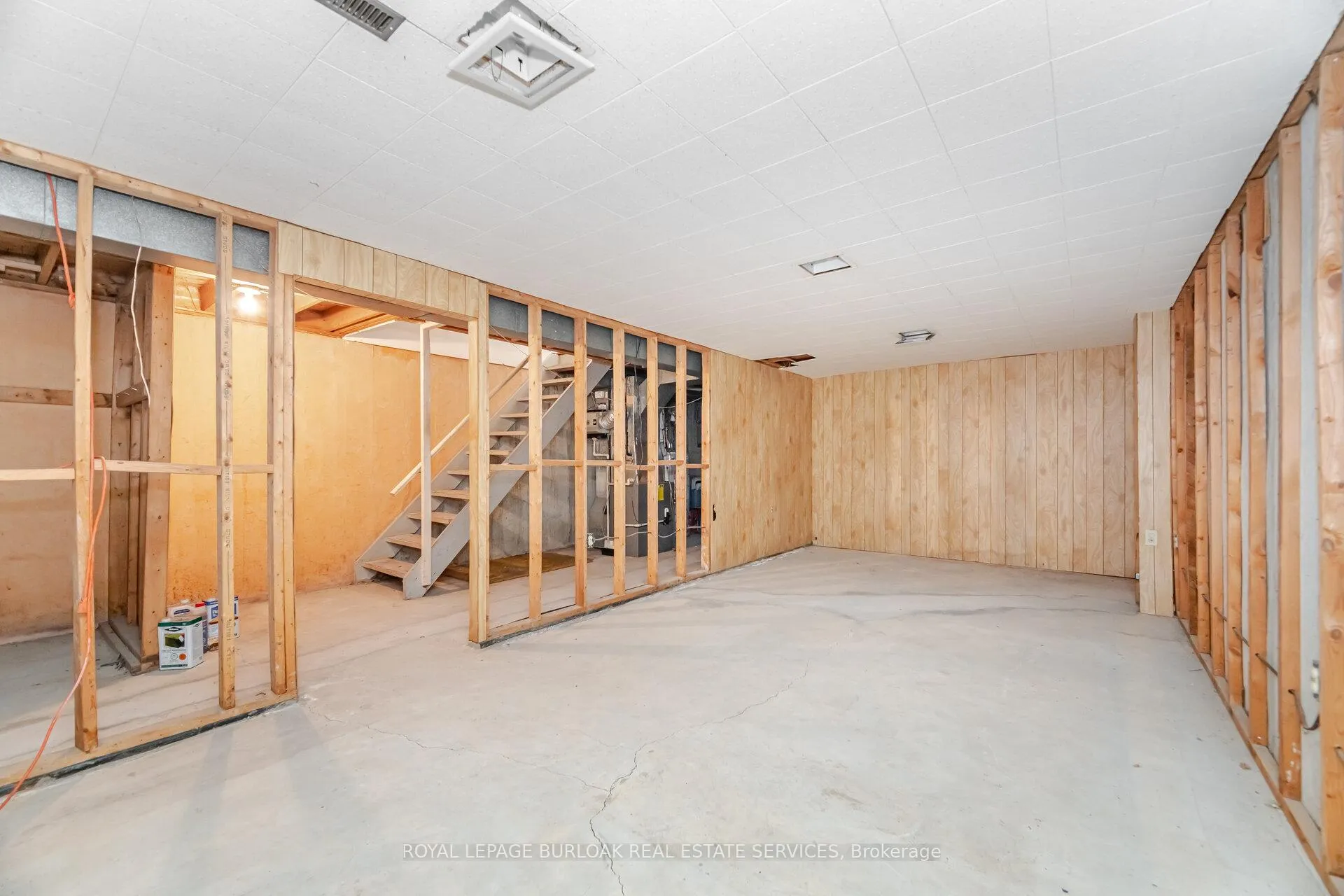Photo 35 of 21 Horning Drive, Hamilton, Fessenden — HOMEH