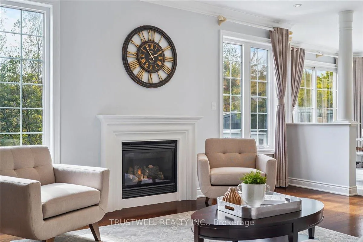 Photo 10 of 1 Mccombe Lane, Vaughan, Patterson — HOMEH