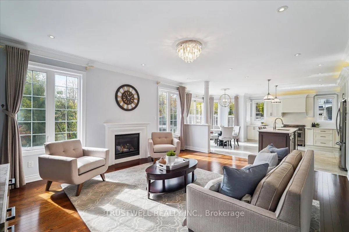 Photo 11 of 1 Mccombe Lane, Vaughan, Patterson — HOMEH