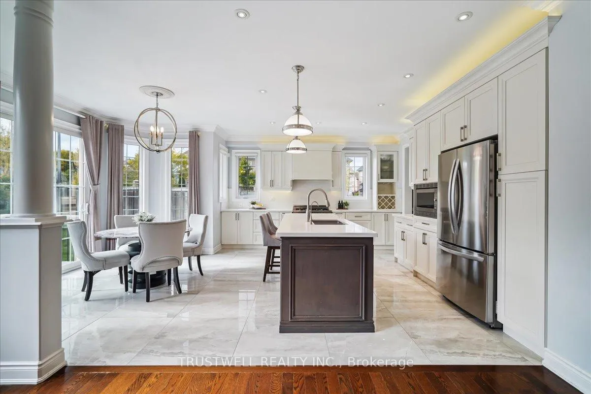 Photo 12 of 1 Mccombe Lane, Vaughan, Patterson — HOMEH