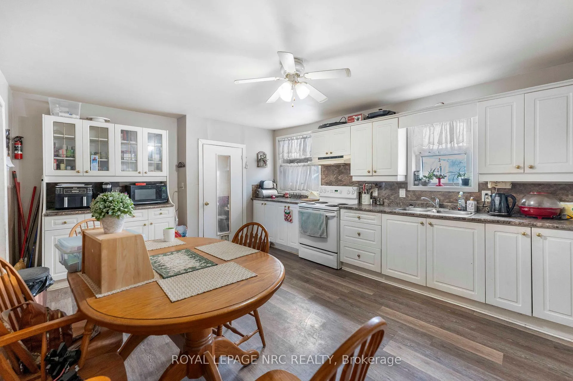 Photo 8 of 87 Pine Street S, Thorold, Thorold Downtown — HOMEH
