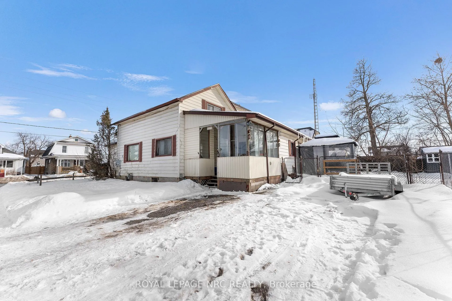 Photo 32 of 87 Pine Street S, Thorold, Thorold Downtown — HOMEH