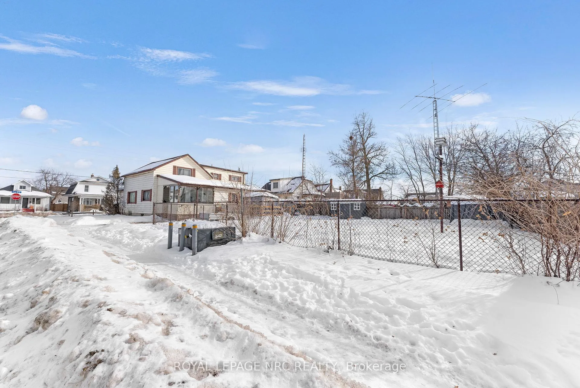 Photo 33 of 87 Pine Street S, Thorold, Thorold Downtown — HOMEH