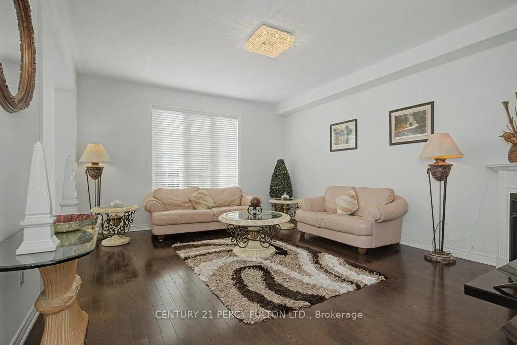 Photo 16 of 78 Brock Avenue, Markham, Berczy — HOMEH