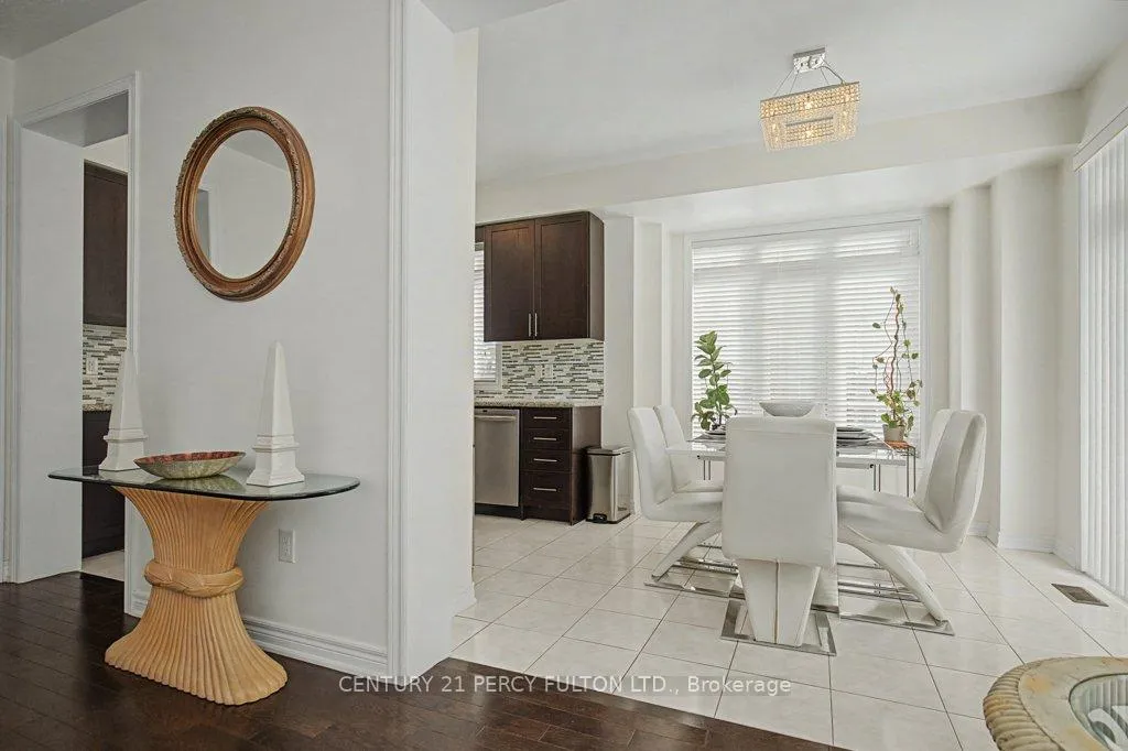 Photo 22 of 78 Brock Avenue, Markham, Berczy — HOMEH