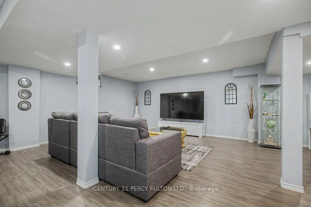 Photo 39 of 78 Brock Avenue, Markham, Berczy — HOMEH