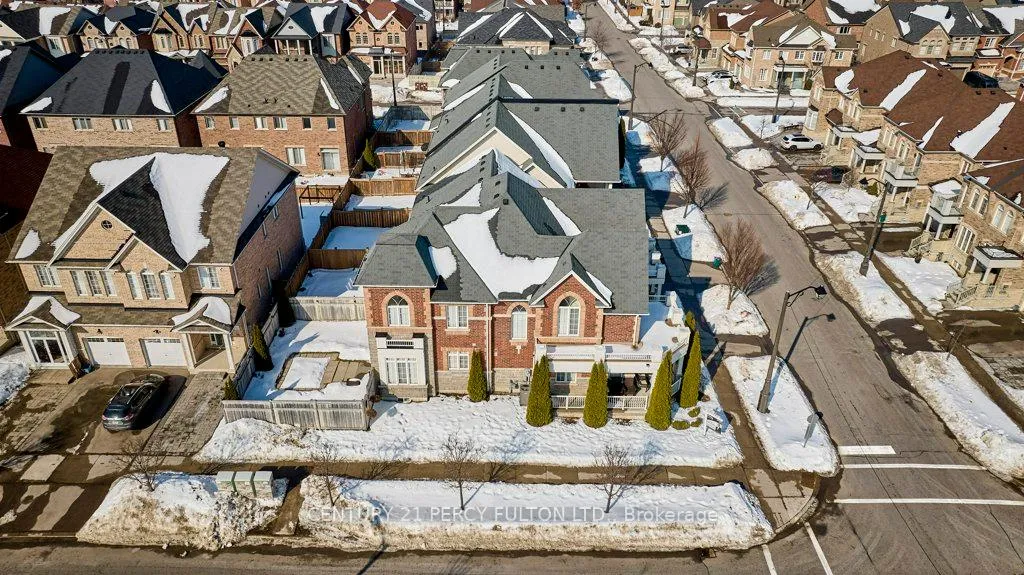 Photo 43 of 78 Brock Avenue, Markham, Berczy — HOMEH