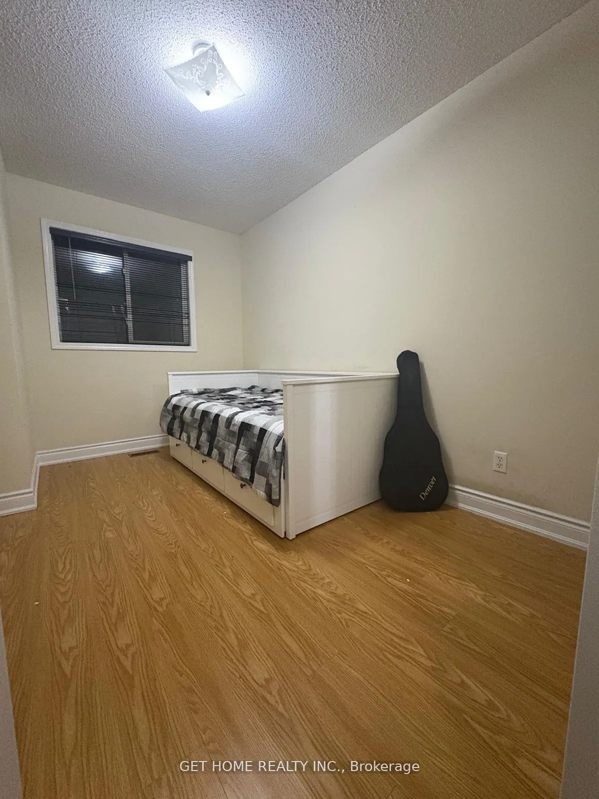 Photo 14 of Unit 36, 99 Aspen Park Way, Whitby, Downtown Whitby — HOMEH