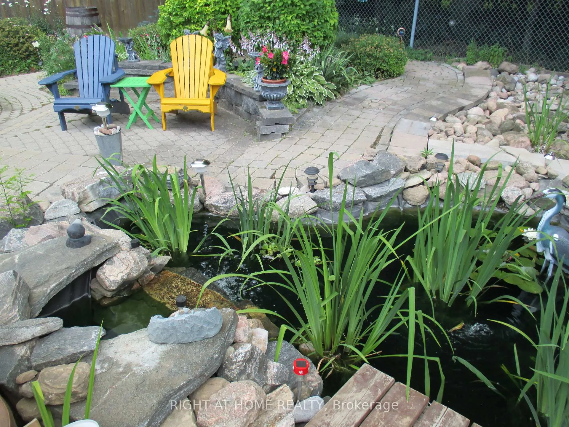 Photo 7 of 63 Benson Drive, Barrie, Sandy Hollow — HOMEH