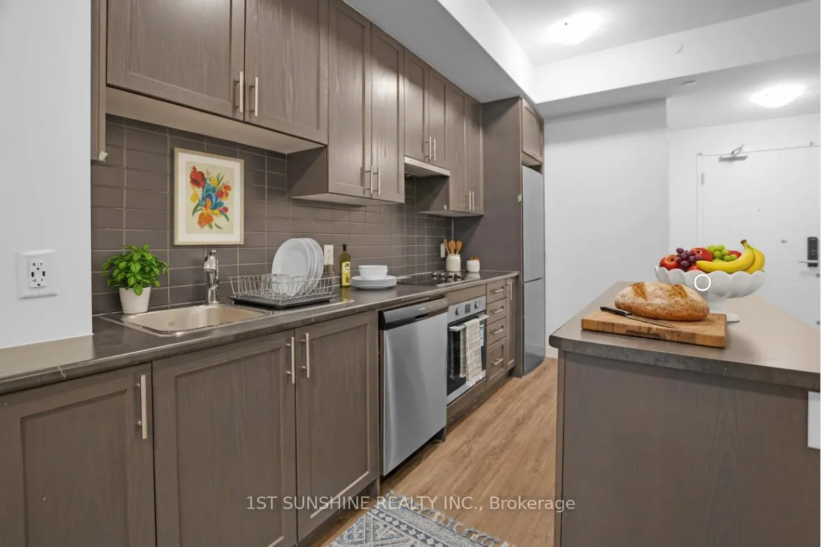 Photo 2 of Unit 608, 461 Green Road, Hamilton, Stoney Creek — HOMEH