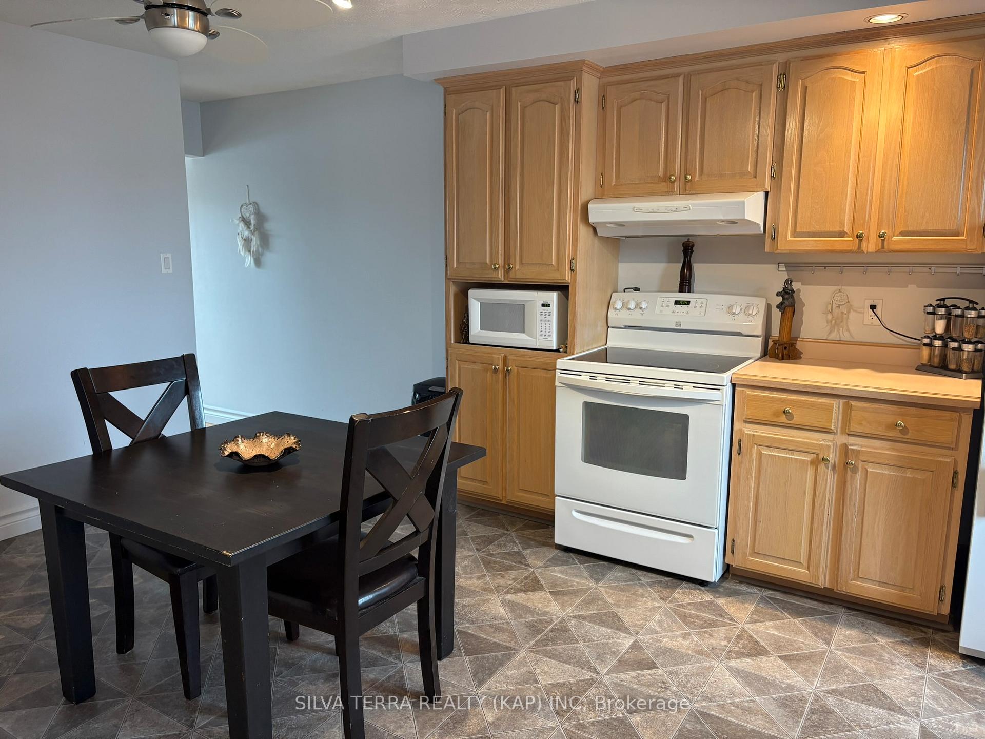 Photo 11 of 10 Macdonald Street, Kapuskasing — HOMEH