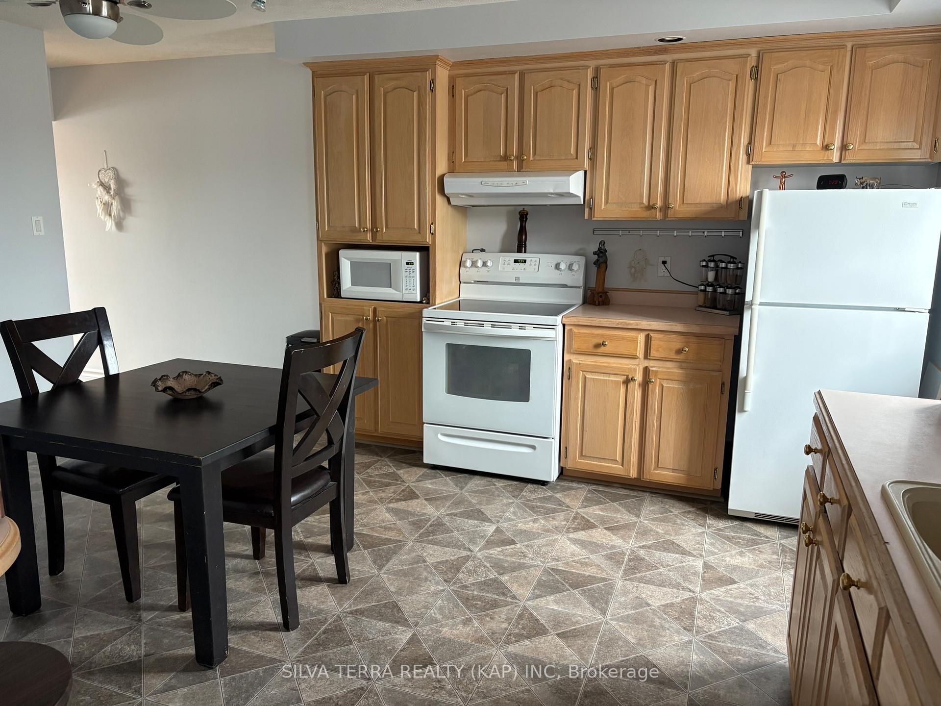 Photo 12 of 10 Macdonald Street, Kapuskasing — HOMEH