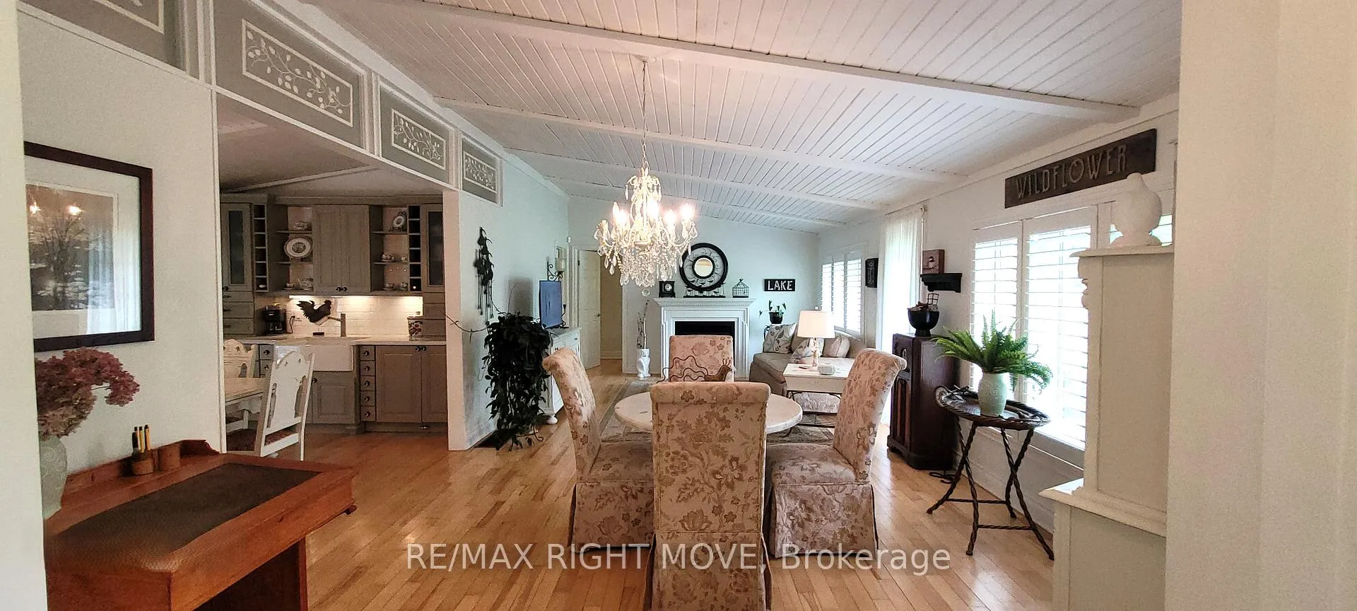 Photo 17 of 3528 Glenhaven Beach Road, Innisfil, Rural Innisfil — HOMEH