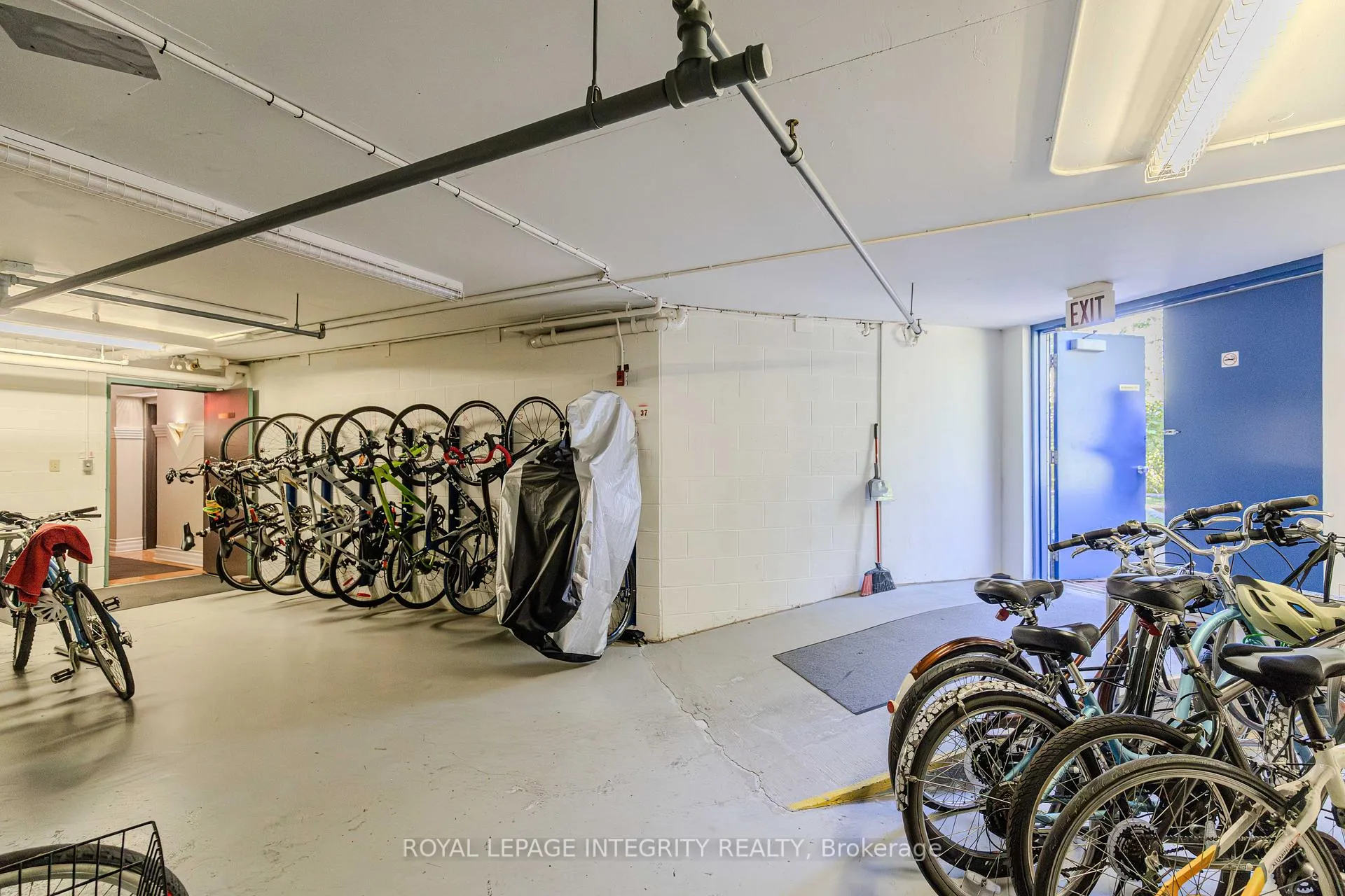 Photo 18 of Unit 203, 3099 Carling Avenue, Ottawa, Bayshore — HOMEH