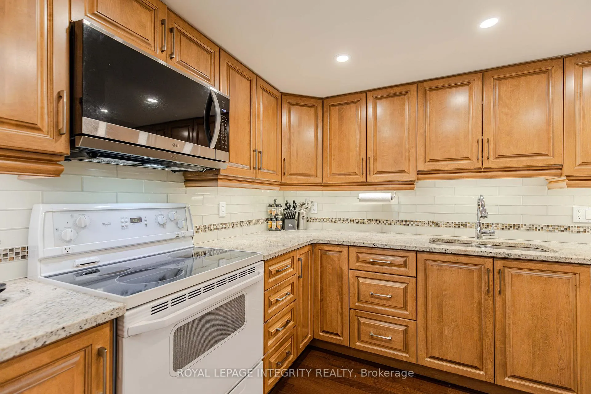 Photo 30 of Unit 203, 3099 Carling Avenue, Ottawa, Bayshore — HOMEH