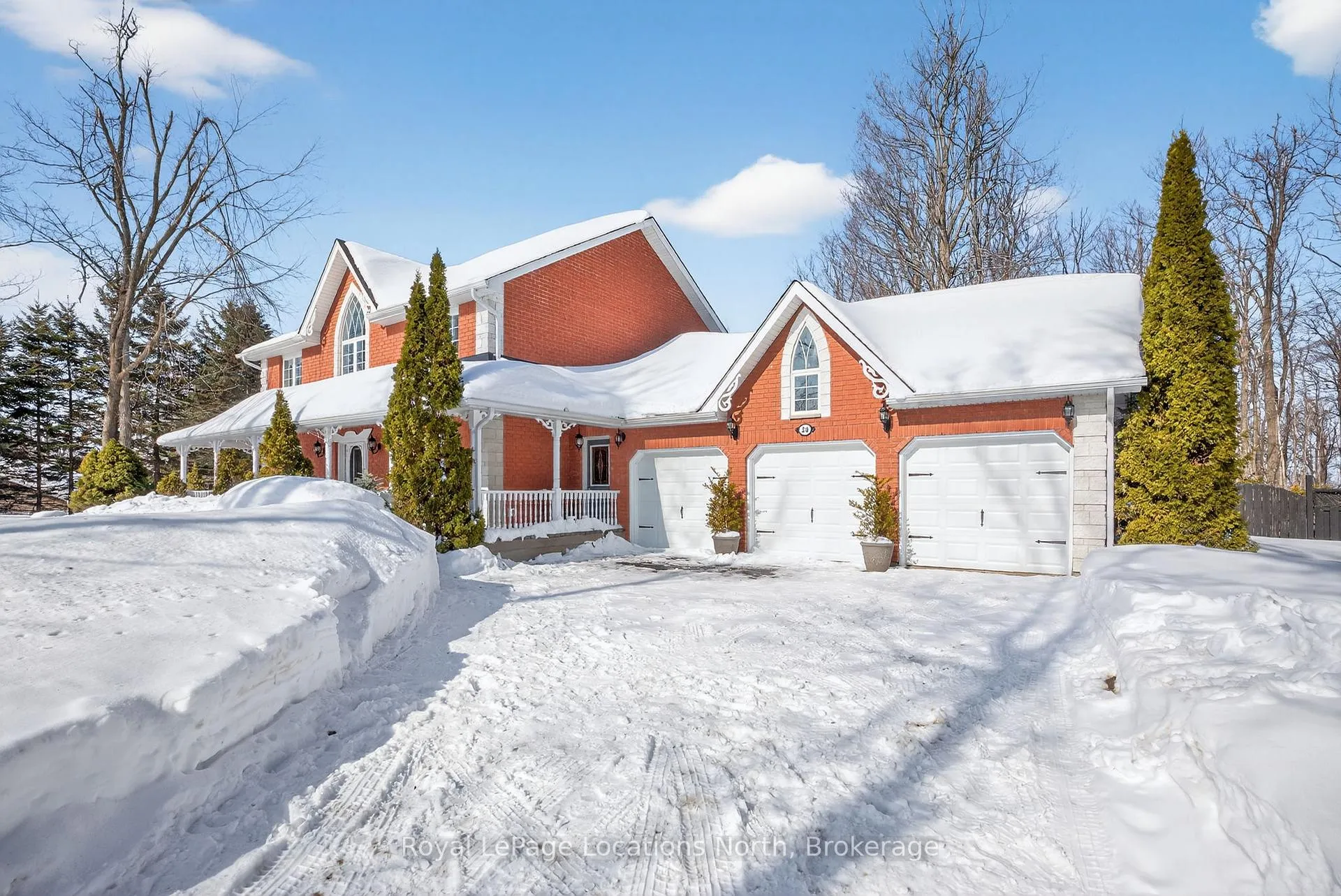 Photo 5 of 20 Green Mountain Court, Oro-Medonte, Rural Oro-Medonte — HOMEH