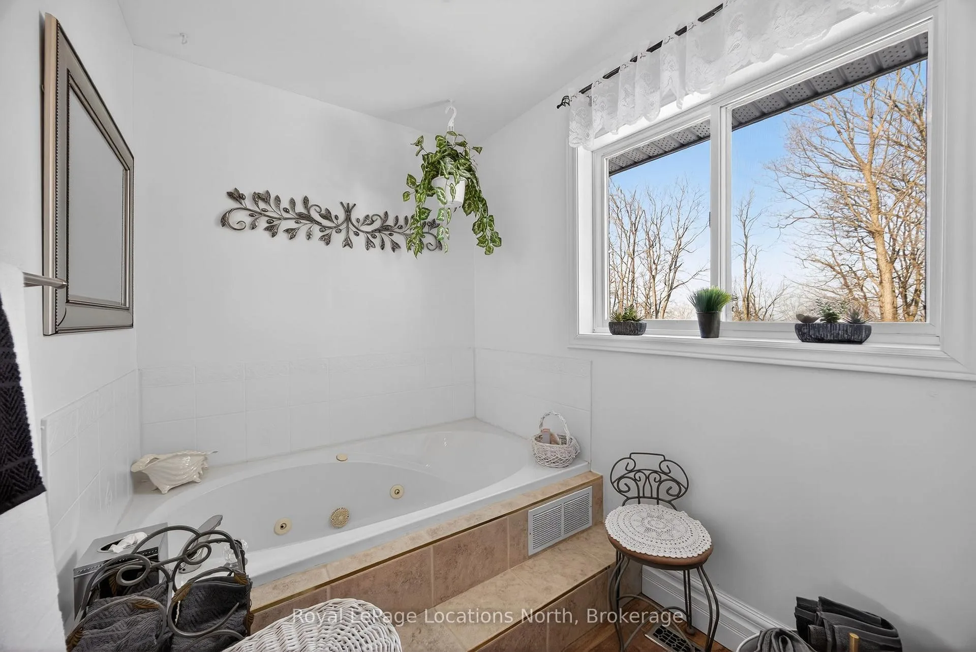 Photo 38 of 20 Green Mountain Court, Oro-Medonte, Rural Oro-Medonte — HOMEH