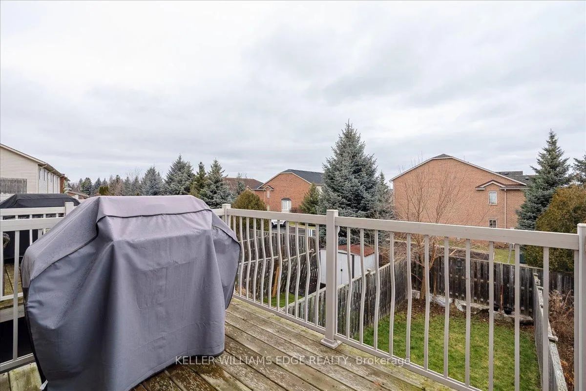 Photo 14 of 65 Willow Lane, Grimsby, Grimsby West — HOMEH