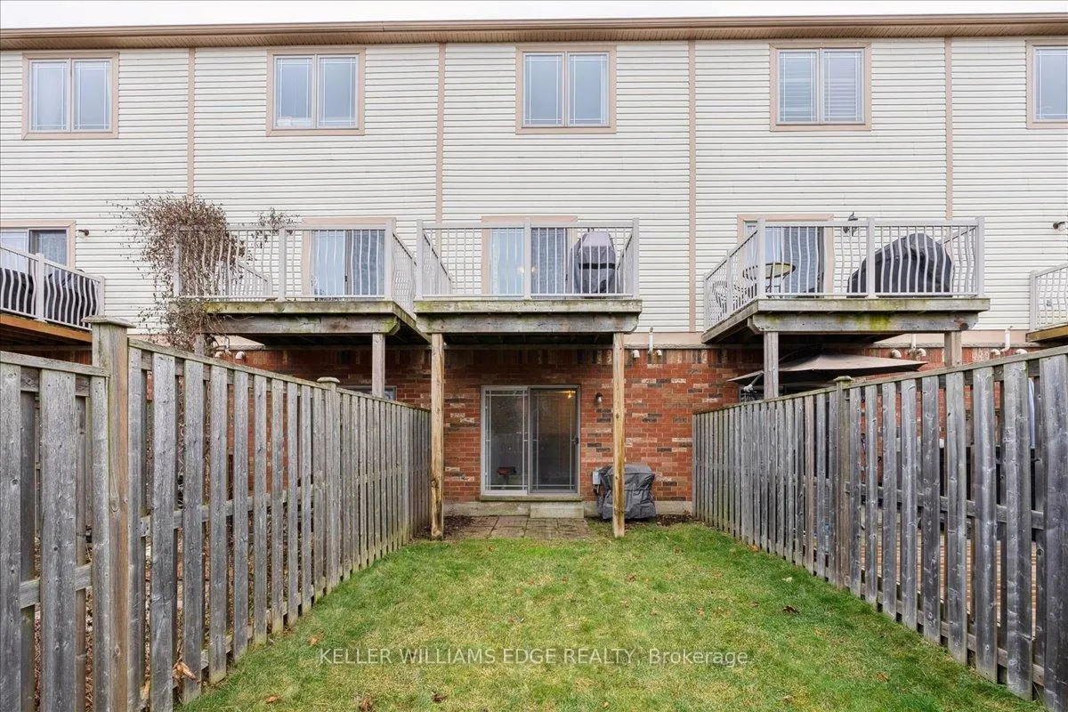 Photo 32 of 65 Willow Lane, Grimsby, Grimsby West — HOMEH