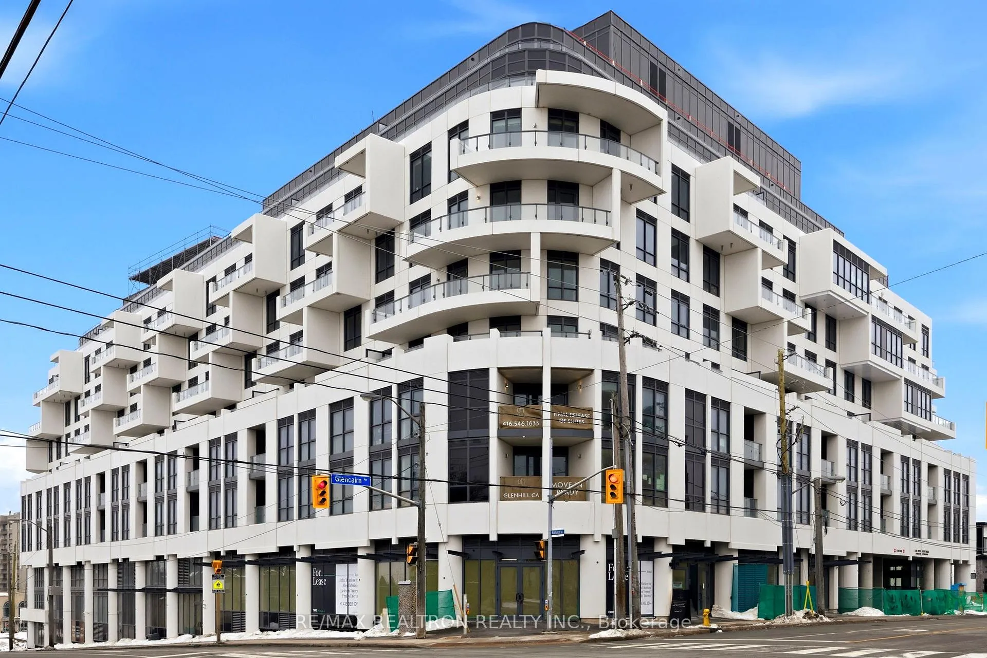Front of Unit 303, 505 Glencairn Avenue