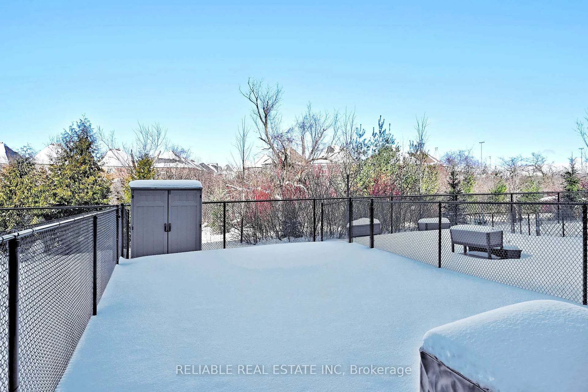 Photo 26 of 98 Elyse Court, Aurora, Bayview Northeast — HOMEH