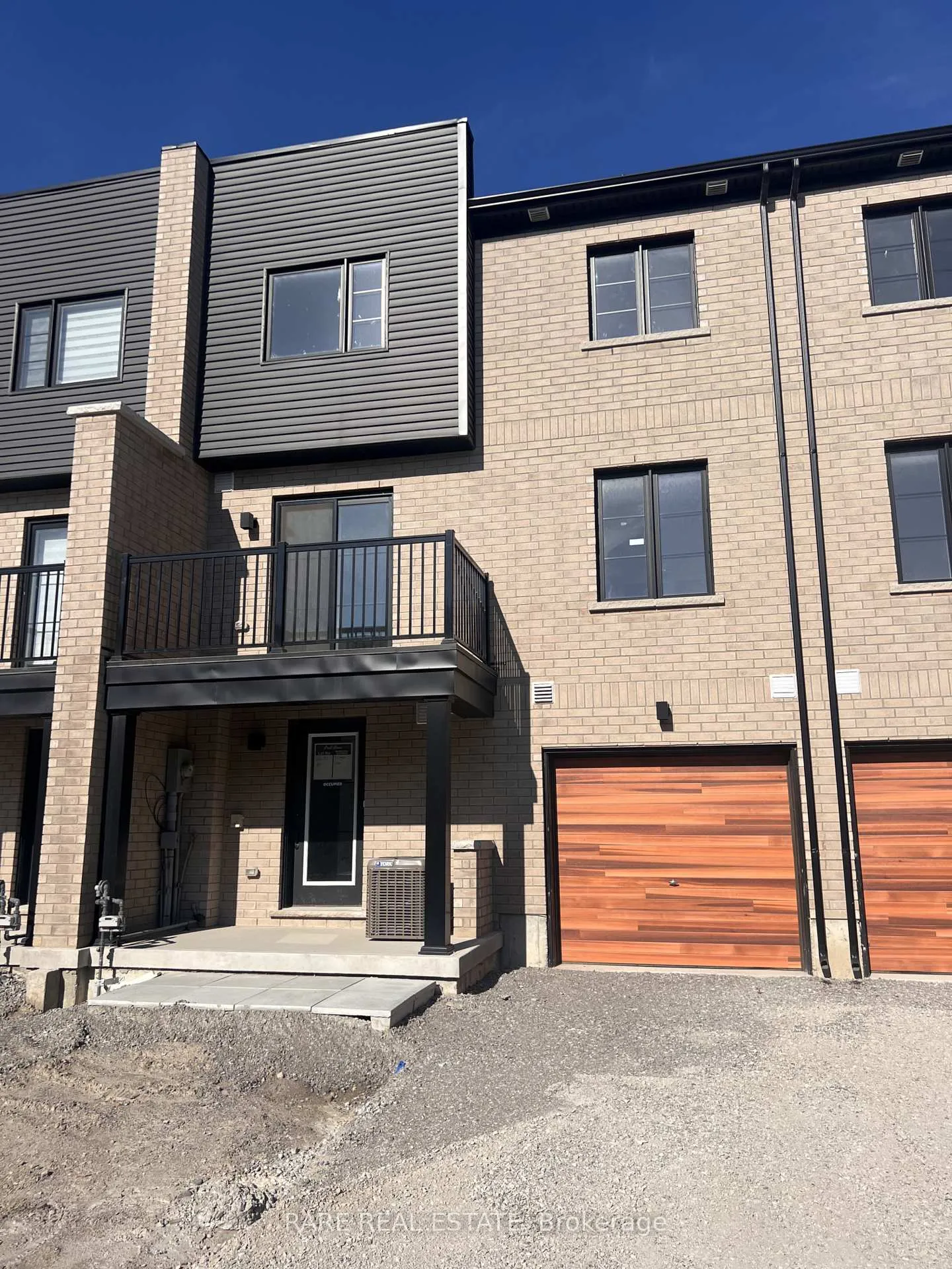 Photo 2 of 9 Wagon Lane, Barrie, Rural Barrie Southeast — HOMEH