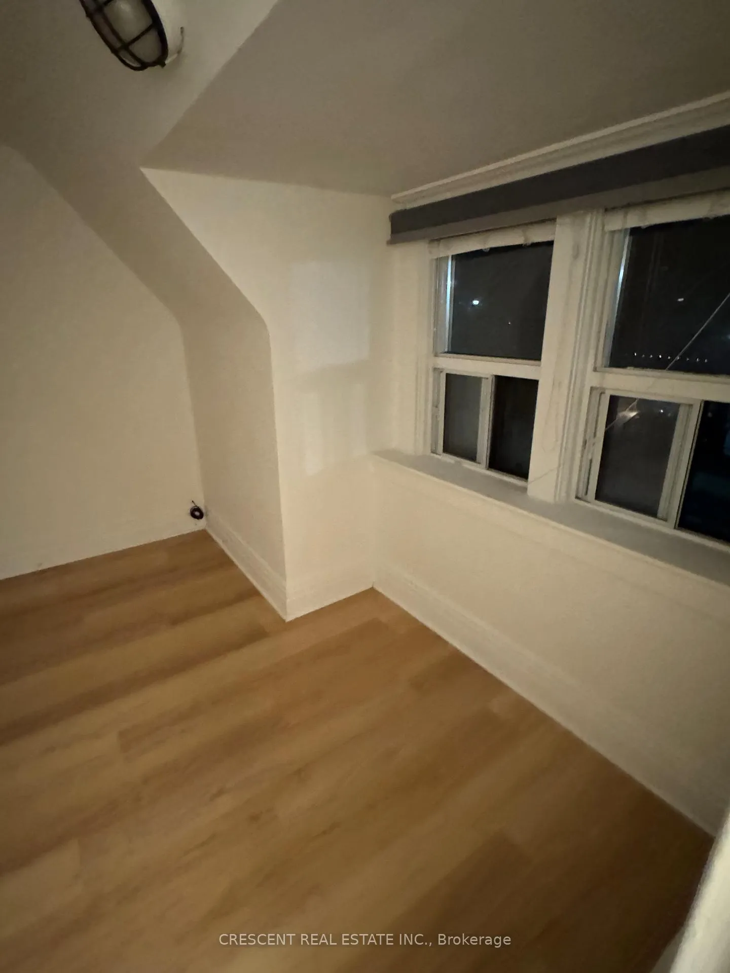 Photo 6 of Unit Upper, 1057 Davenport Road, Toronto, Wychwood — HOMEH