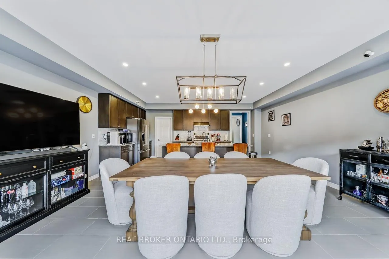 Photo 2 of 10937 Victoria Square Boulevard, Markham, Victoria Square — HOMEH