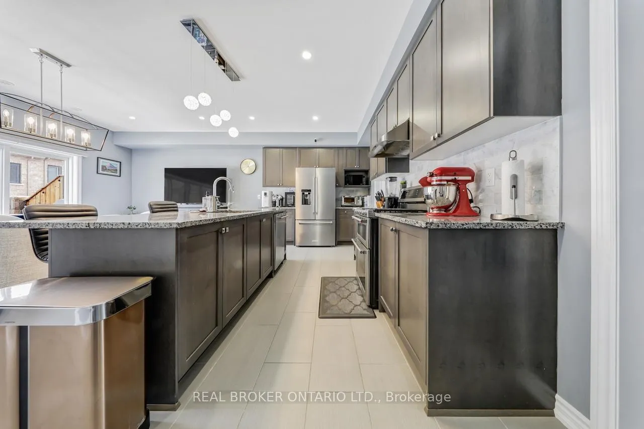 Photo 6 of 10937 Victoria Square Boulevard, Markham, Victoria Square — HOMEH
