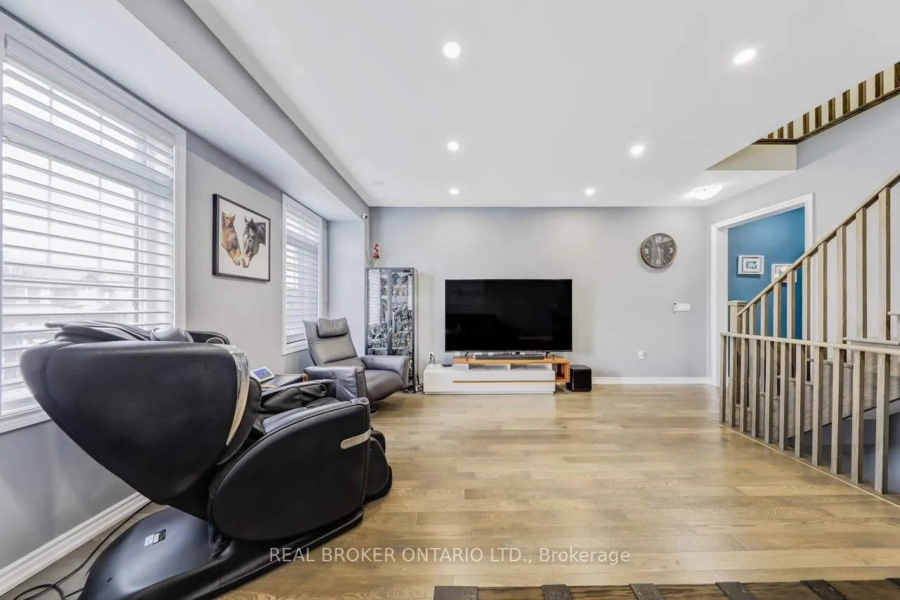 Photo 11 of 10937 Victoria Square Boulevard, Markham, Victoria Square — HOMEH