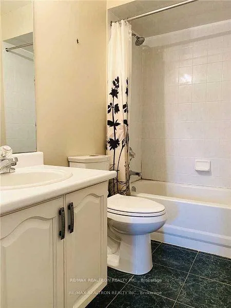 Photo 16 of 80 Cresswell Avenue, Vaughan, Maple — HOMEH