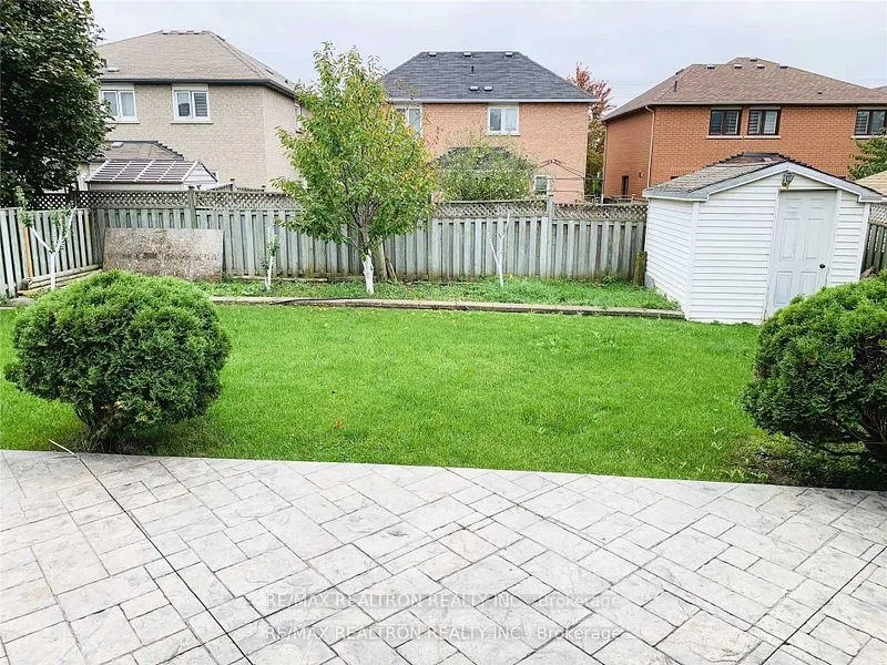 Photo 19 of 80 Cresswell Avenue, Vaughan, Maple — HOMEH