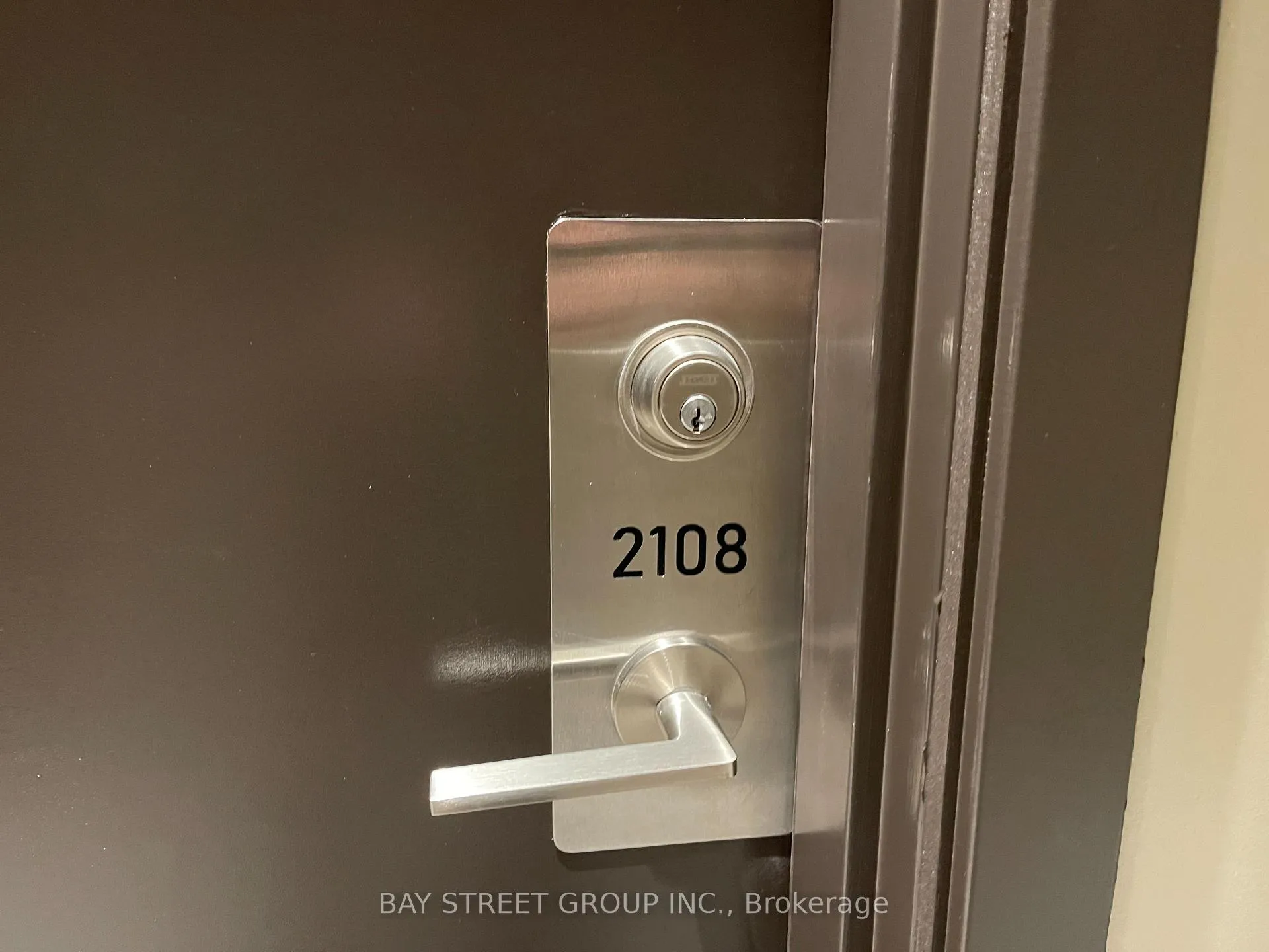 Photo 6 of Unit 2108, 38 Honeycrisp Crescent, Vaughan, Vaughan Corporate Centre — HOMEH