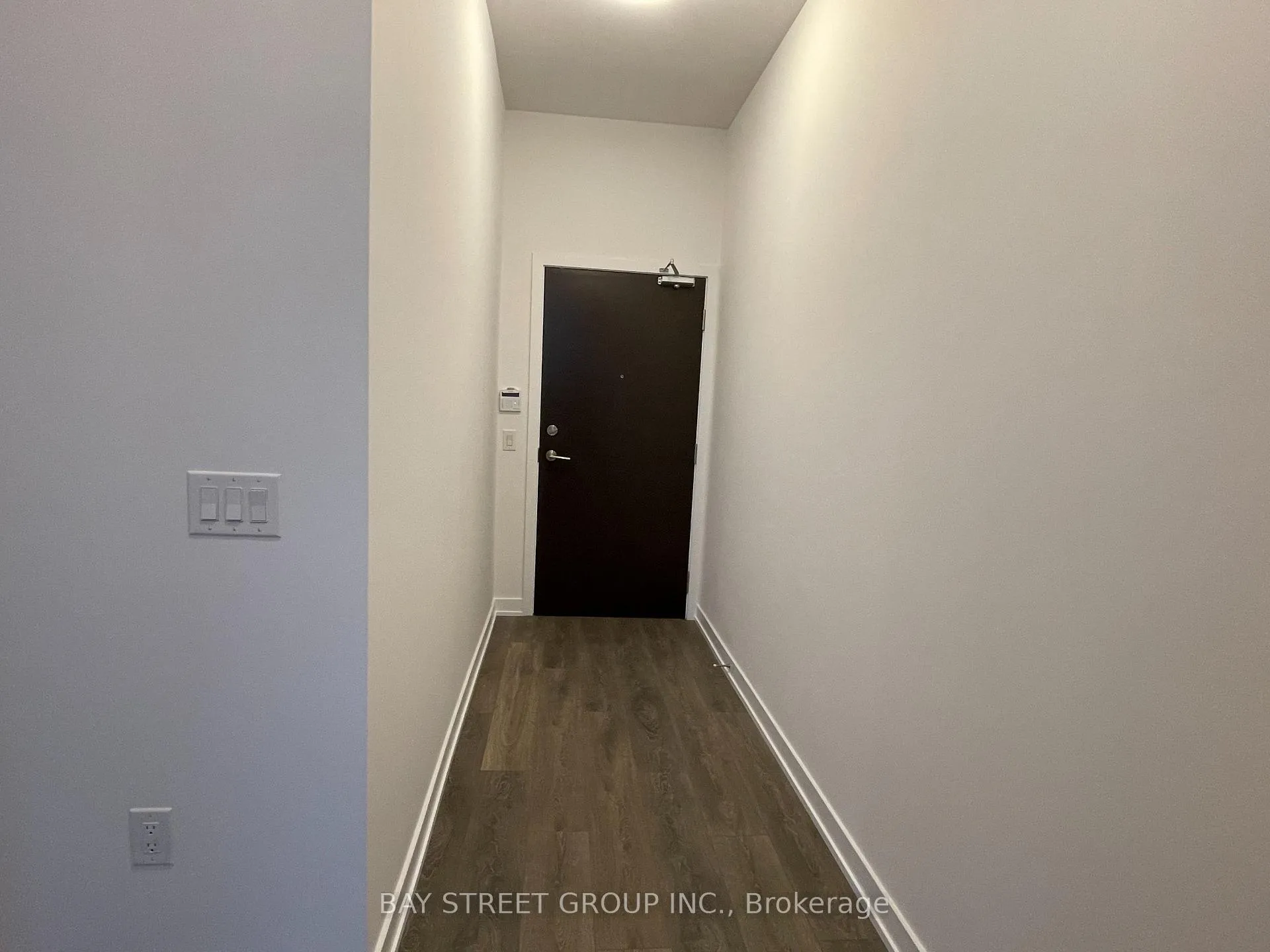Photo 7 of Unit 2108, 38 Honeycrisp Crescent, Vaughan, Vaughan Corporate Centre — HOMEH