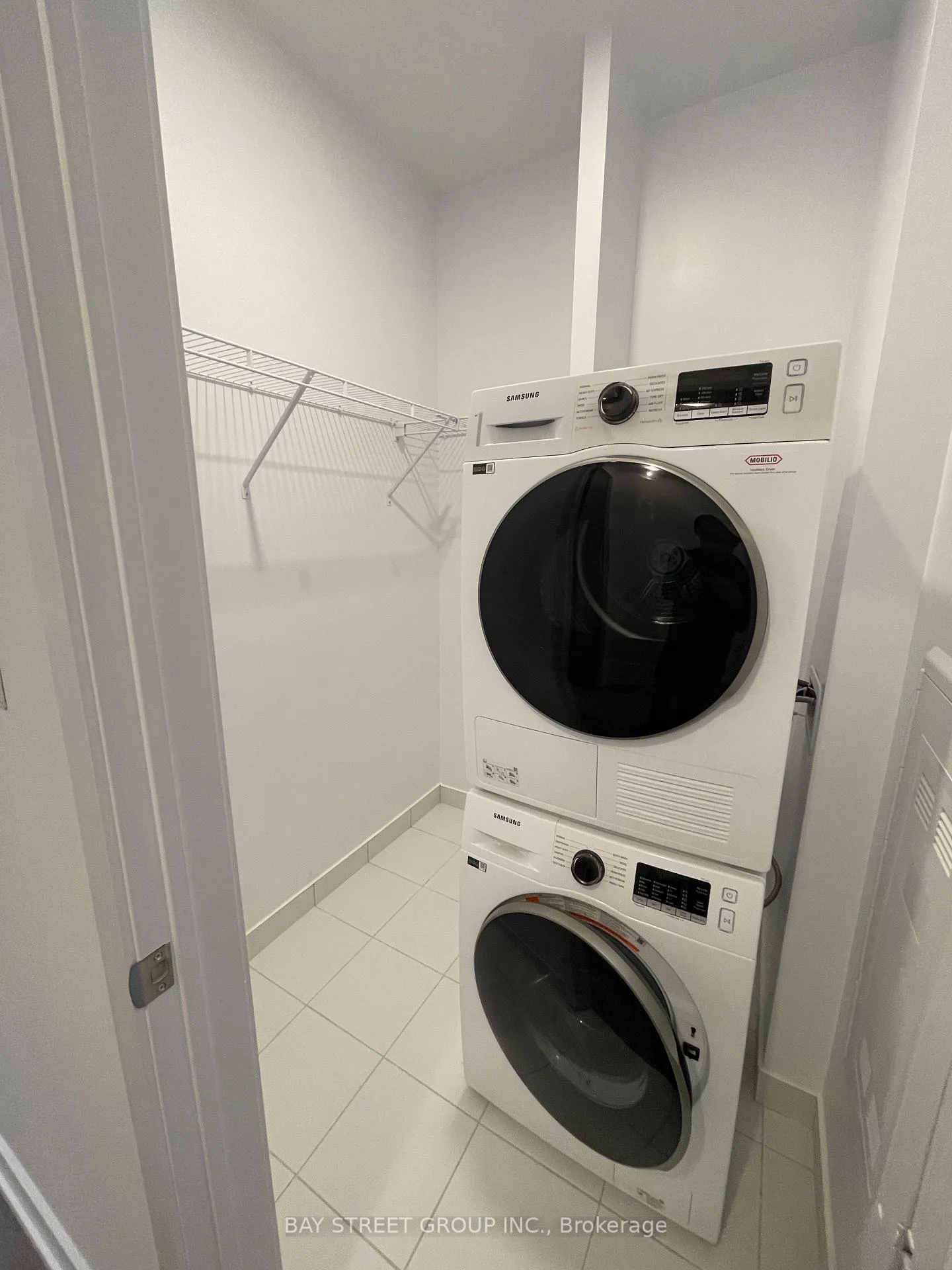 Photo 9 of Unit 2108, 38 Honeycrisp Crescent, Vaughan, Vaughan Corporate Centre — HOMEH