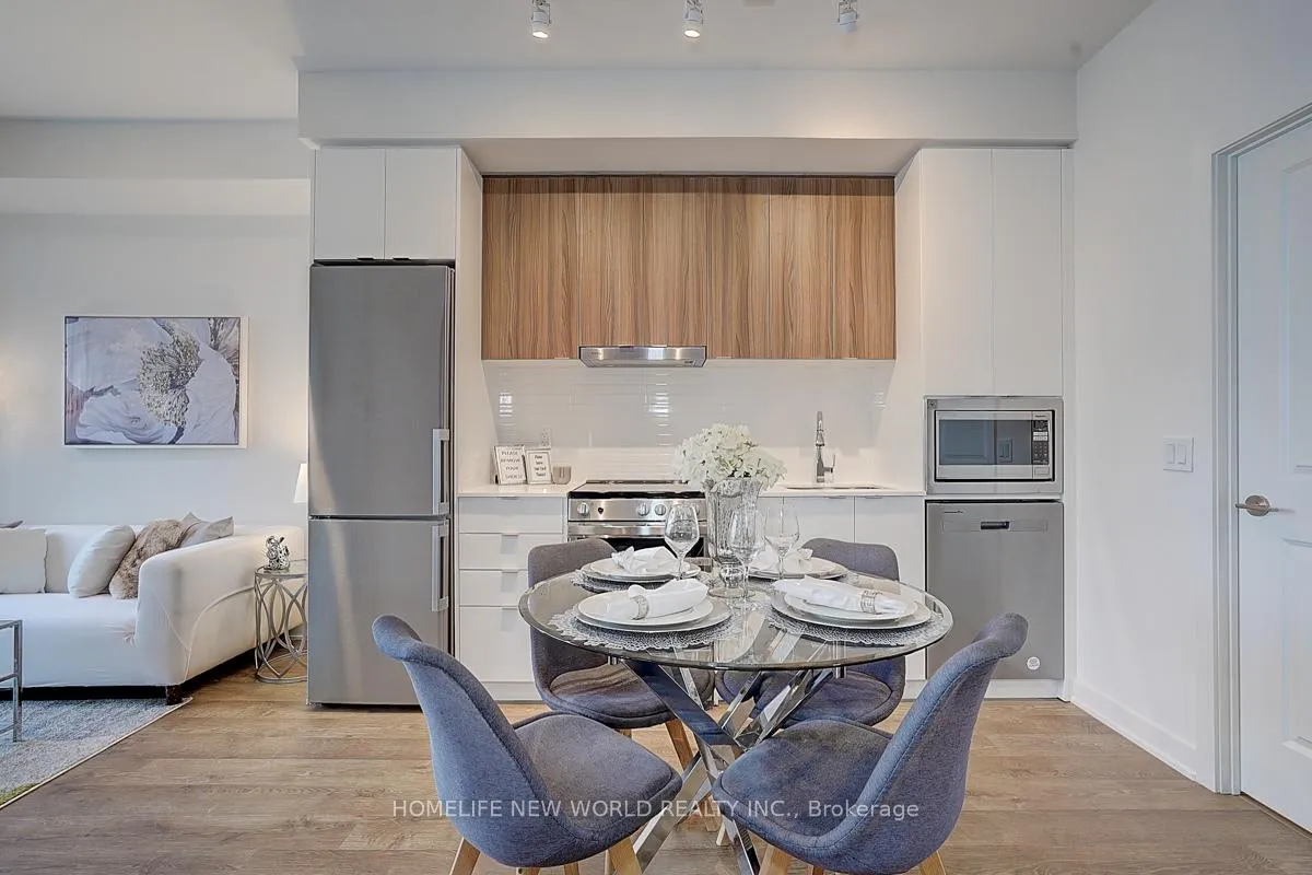 Photo 20 of Unit B1506, 50 Upper Mall Way, Vaughan, Brownridge — HOMEH