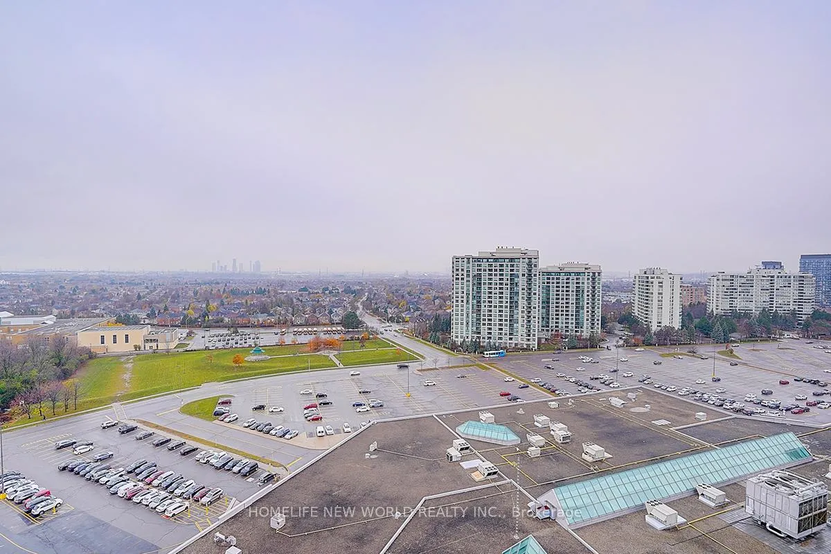 Photo 33 of Unit B1506, 50 Upper Mall Way, Vaughan, Brownridge — HOMEH