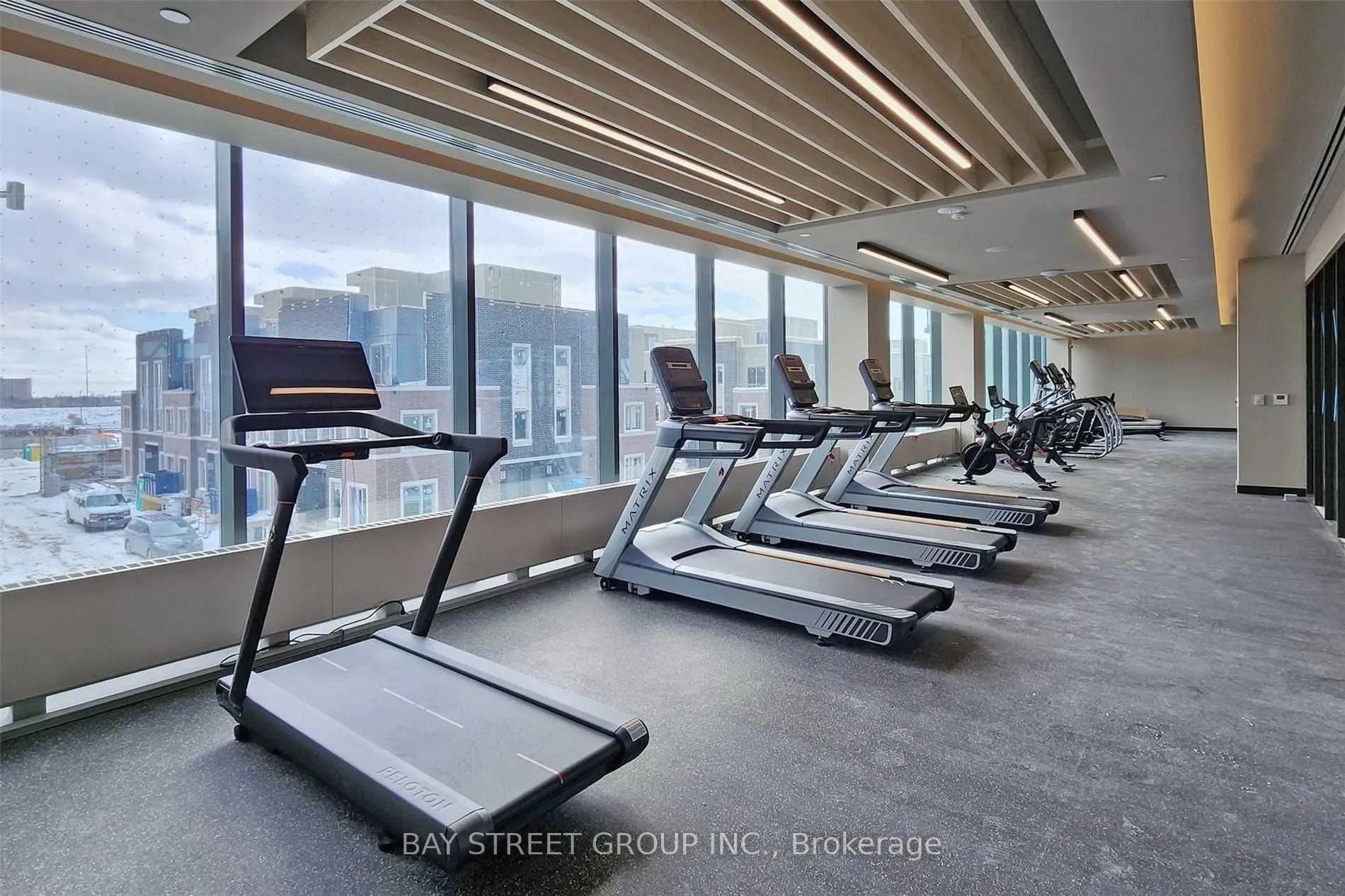 Photo 22 of Unit 2015, 38 Honeycrisp Crescent, Vaughan, Vaughan Corporate Centre — HOMEH