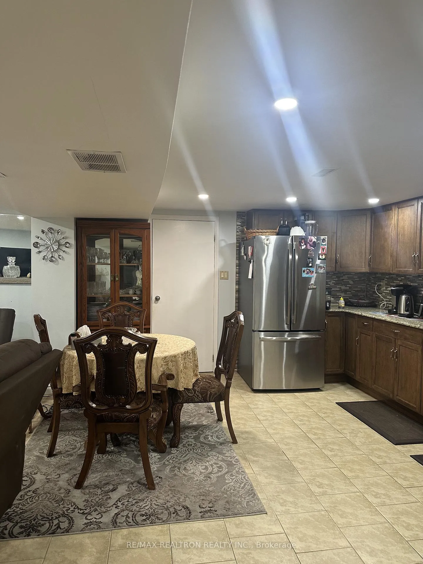 Photo 10 of Unit Basement, 1068 Garth Street, Hamilton, Gilbert — HOMEH